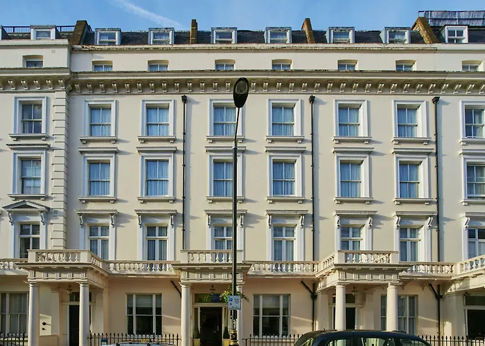 Holiday Inn Express Victoria By IhgHotel Londres